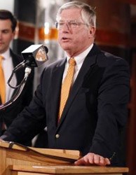 Tennessee's Bud Ford: A 45-year career that's not done